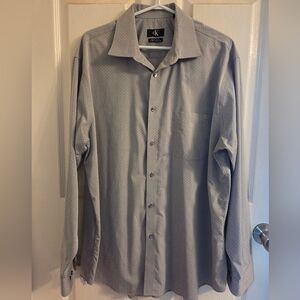 Calvin Klein Non Iron Subtle Patterned Gray Dress Shirt